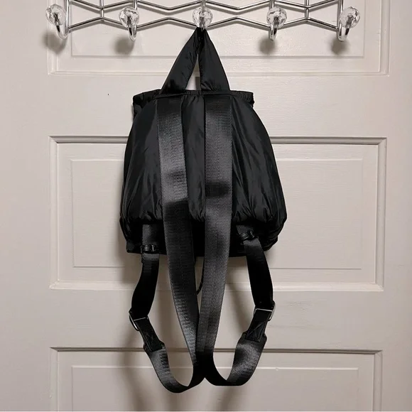 NEW Black Puffer Mini Backpack sporty snaps magnetic clasp adjustable straps - Picture 2 of 8